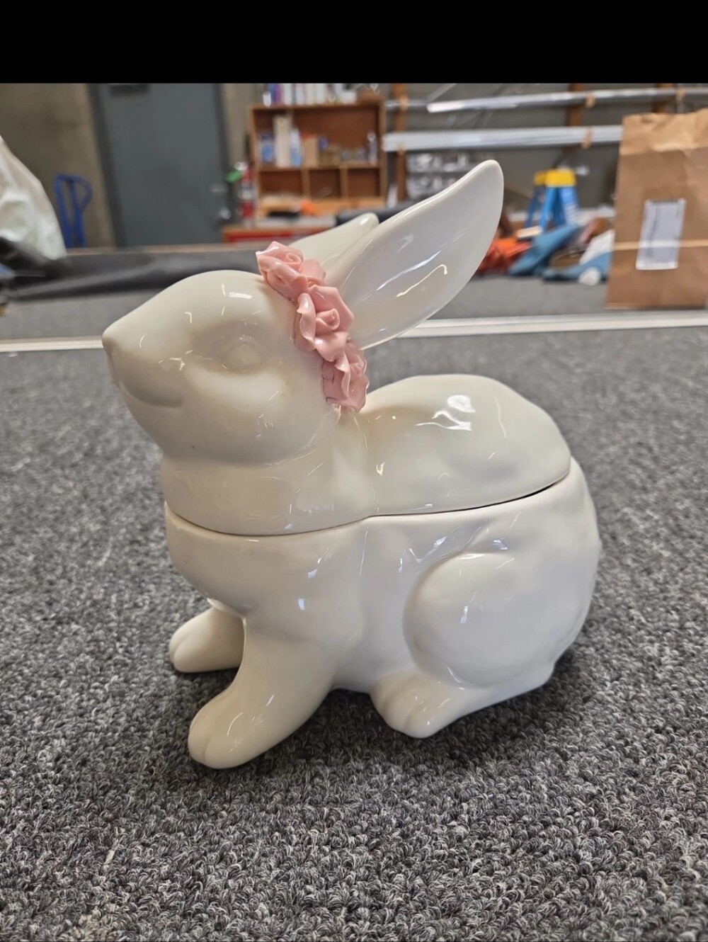 White Ceramic Bunny Candy Dish With Lid And Pink Leah Flowers 8” X 6”